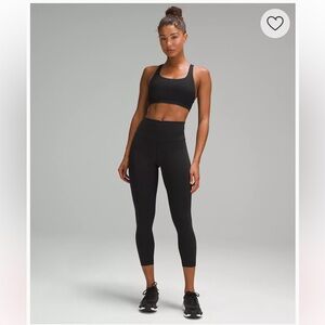 Lululemon Crop Capri Leggings, Size 6